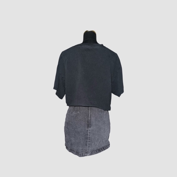 Graphic Tee - Picture 4 of 5